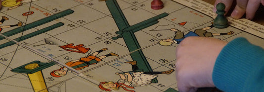 Entreter dentro de casa: Jogos de tabuleiro vs Jogos eletrónicos – quem ganha?