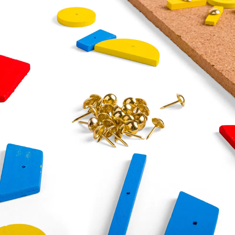 Jogo de martelo e pregos